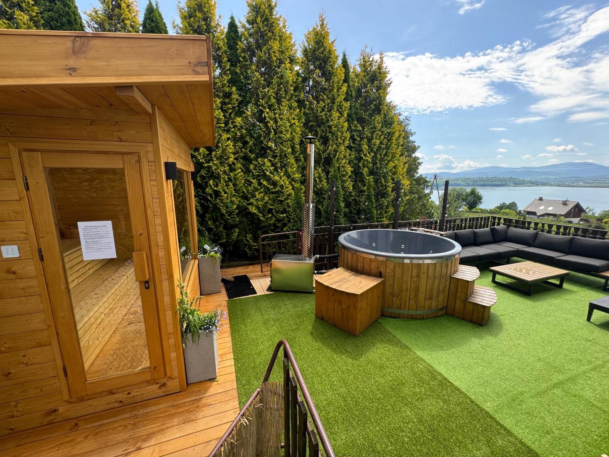 Villa Beskidzka 100 - Sauna & Balia Z Jacuzzi Widok Na Gory I Jezioro Zywieckie Zarzecze  Exterior foto